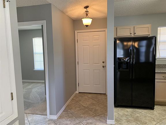 5th image of 7926 Heirloom Dr