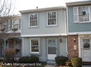 46 Shadow Dr, Pittsburgh, PA