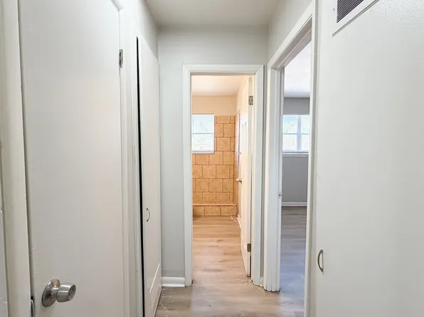 Kentwood Apartments