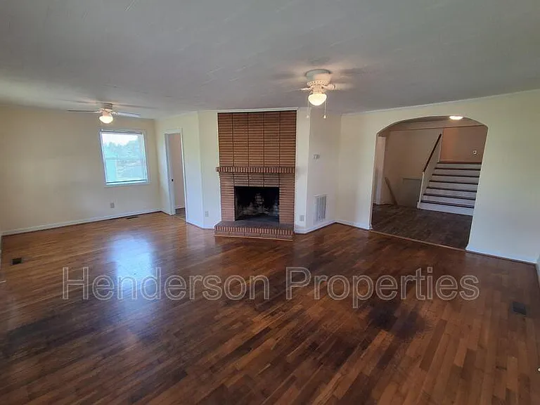 1411 Pennington Rd — Photo 4
