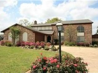 9803 Sageplum Dr, Houston, TX 77089