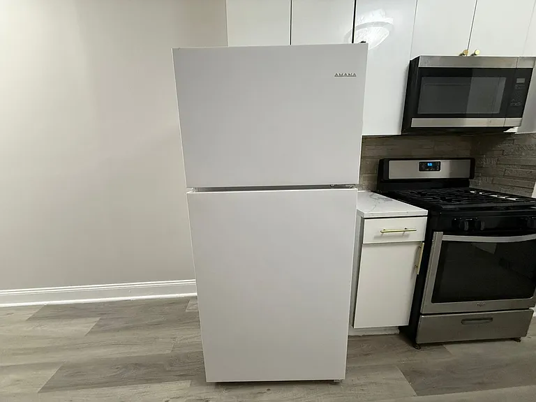5300 Palisade Ave #231E — Photo 4