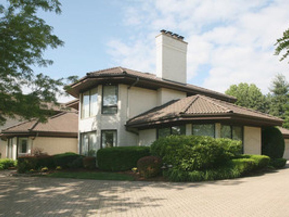 1st image of 602 Midwest Club Pkwy