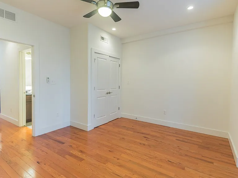 1535 Ogden St — Photo 10
