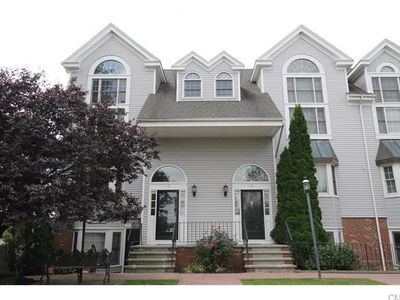 124-130 Deer Hill Ave #A15, Danbury, CT, 06810