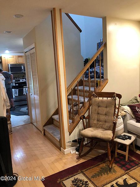 5th image of 27 Warsaw Avenue APT 13
