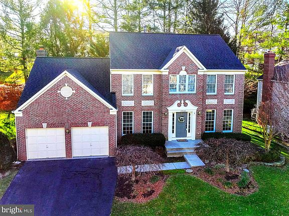 2nd image of 13940 S Springs Dr