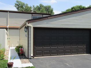 1607 Meadow Cir SE, Rochester, MN 55904