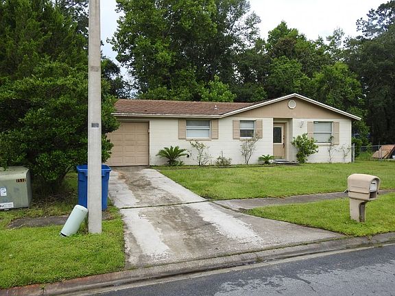 2nd image of 1536 Raven Dr S