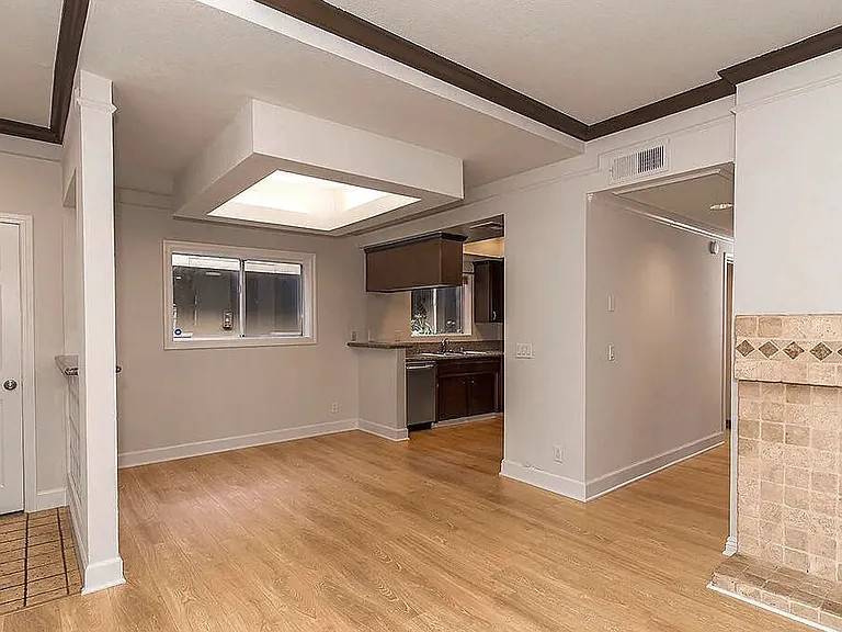 4301 Fulton Ave #206 — Photo 9