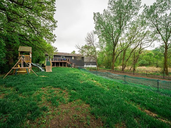 3rd image of 2590 Horizon Hills Rd