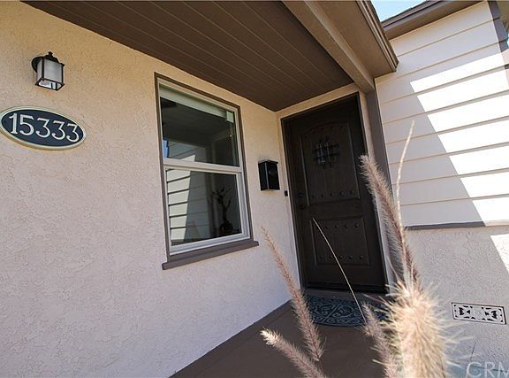 4th image of 15333 Ermanita Ave