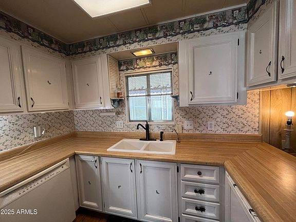 4th image of 10960 N 67TH Avenue #138