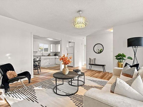5th image of 75 Mohawk Cres