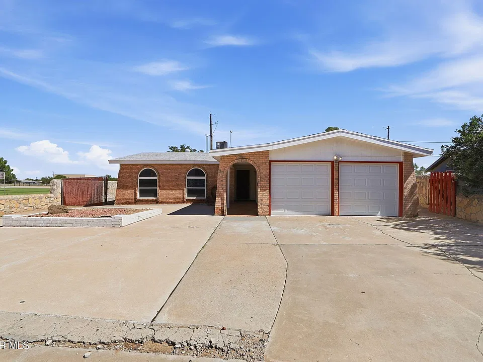 10484 Nolan Dr