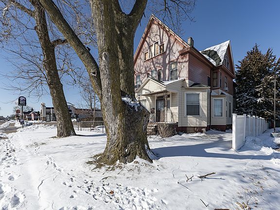2nd image of 1116 N 2nd St