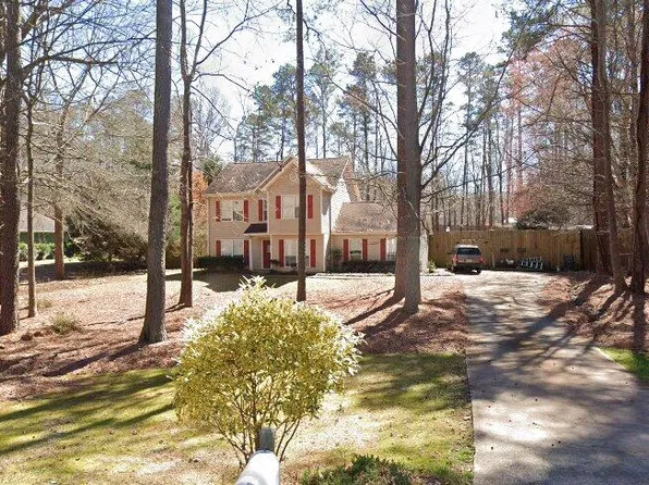 125 London Ln, Sharpsburg, GA 30277