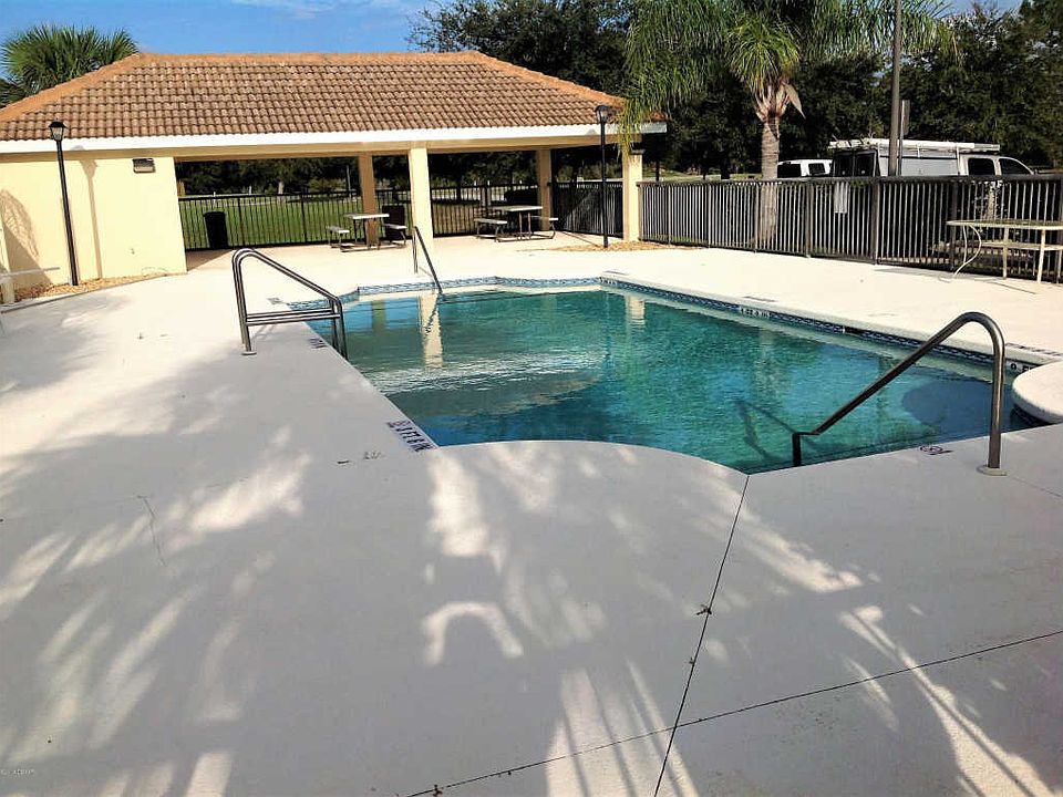 2nd image of 7 Bella Vita Way #3-A