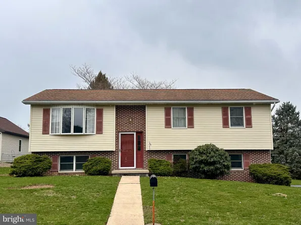 904 Sycamore Ln #L-0904, Lebanon, PA 17046