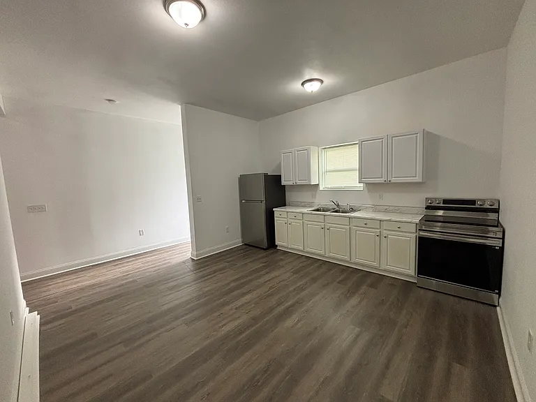 4032 N Miro St #4030 — Photo 4