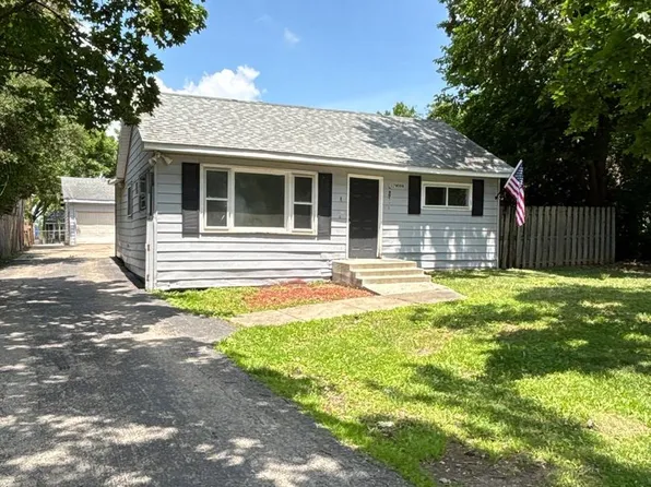 17W508 Hill St, Villa Park, IL 60181