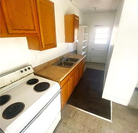 3rd image of 509 S 4th St