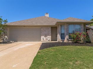 703 W Colony Dr, Arlington, TX 76001