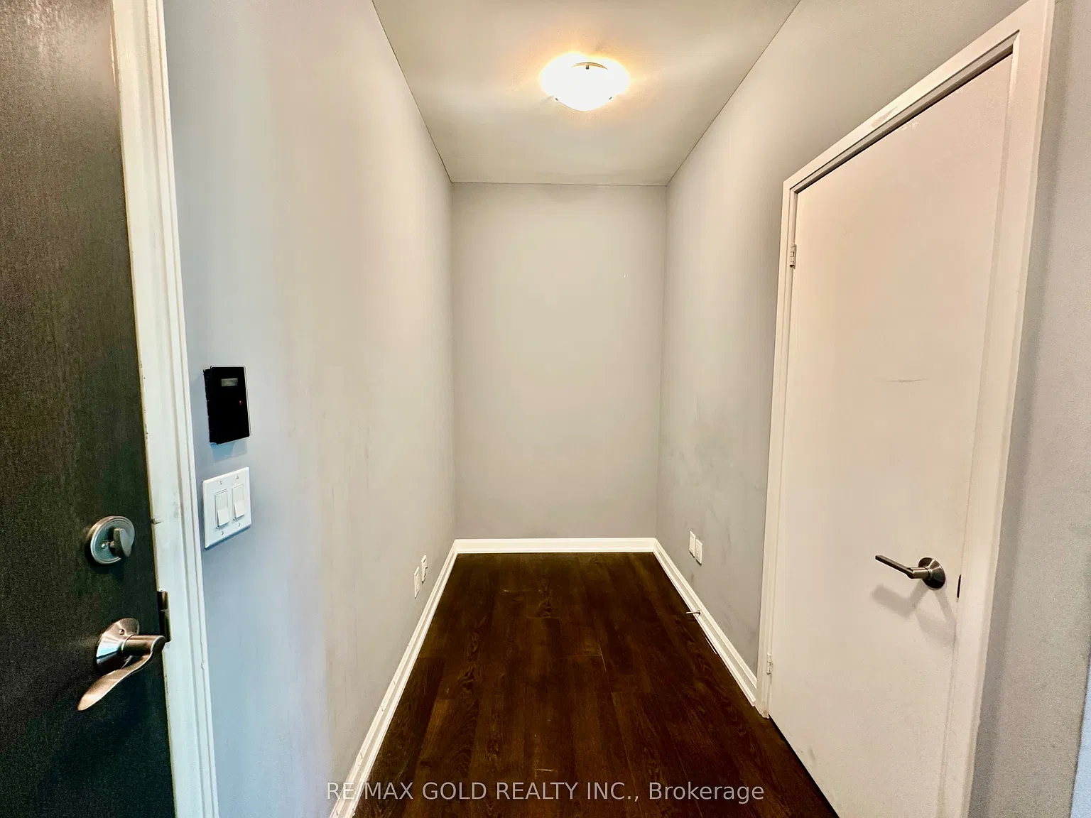 3 bed, $3,200 — Photo 4