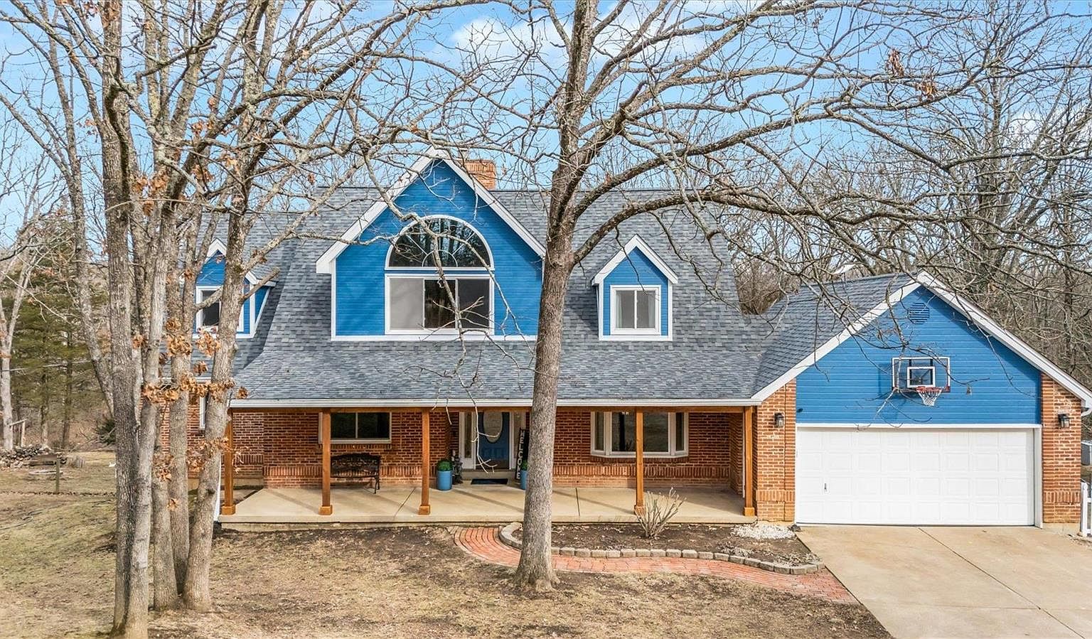 8562 Lizard Ln, Dittmer, MO 63023 | Zillow