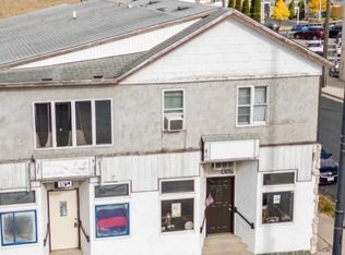 1204 Washington St #1, Manitowoc, WI 54220