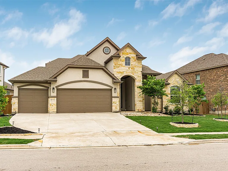 6721 Empresa Dr — Photo 2