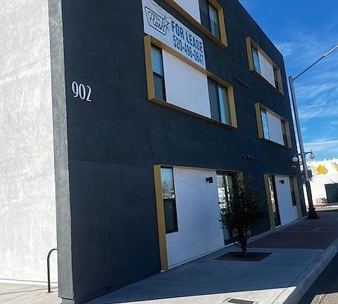 2nd image of 902 S 6th Ave #211