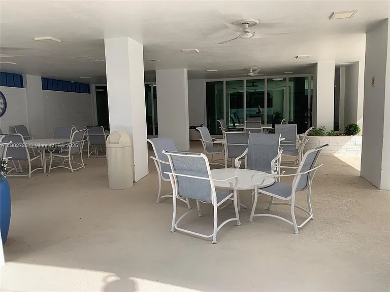 3600 Galt Ocean Dr #9C — Photo 27
