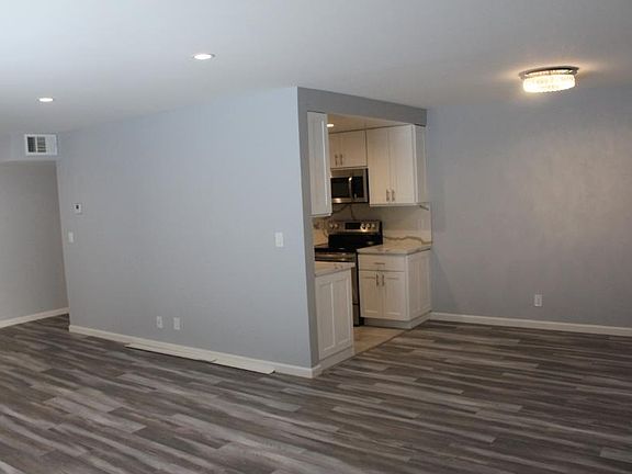 3rd image of 722 N Orlando Ave #103-A