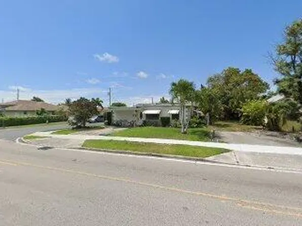 915 12th Avenue S, Lake Worth Beach, FL 33460
