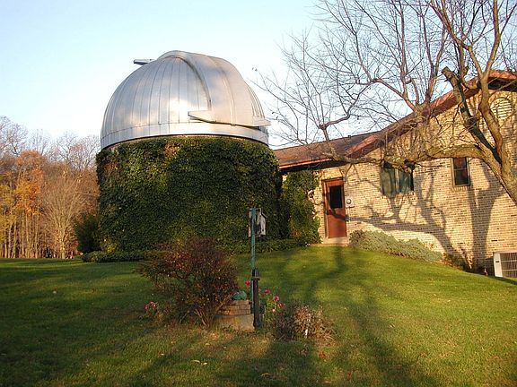 looking northeast, dome closed