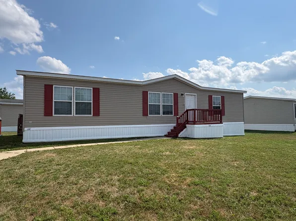 43 Pebble Creek Dr #207, Greenwood, IN 46143