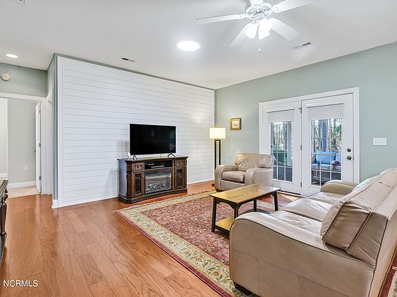 5th image of 816 Greystone Court