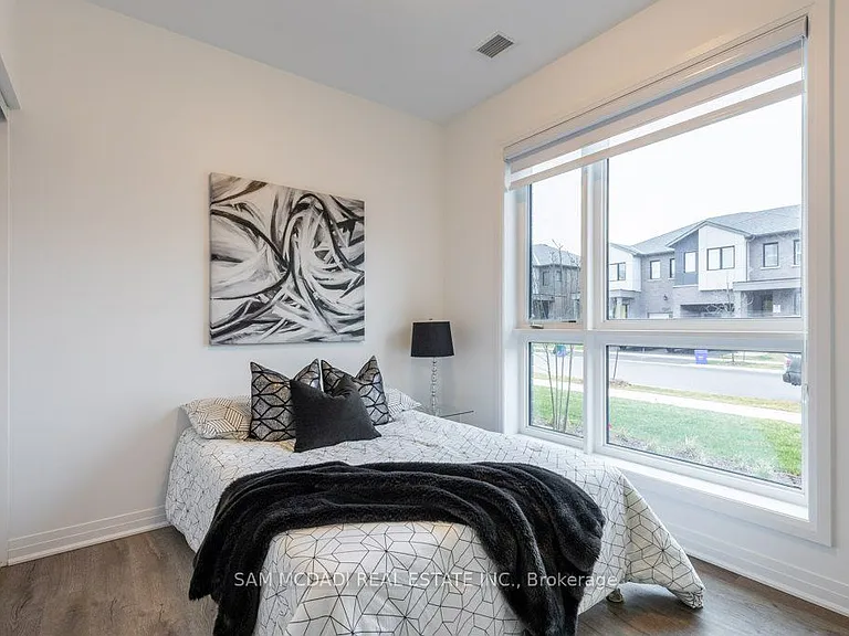 470 Gordon Krantz Ave E #113 — Photo 15