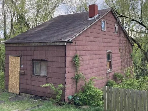 133 Furley St, Pittsburgh, PA 15220
