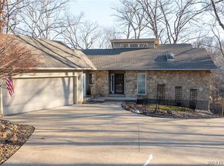 1168 Kays Point Rd, Lake Ozark, MO 65049