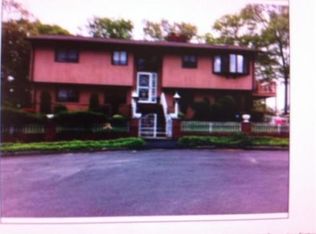 16 Jones Dr, Saugus, MA 01906