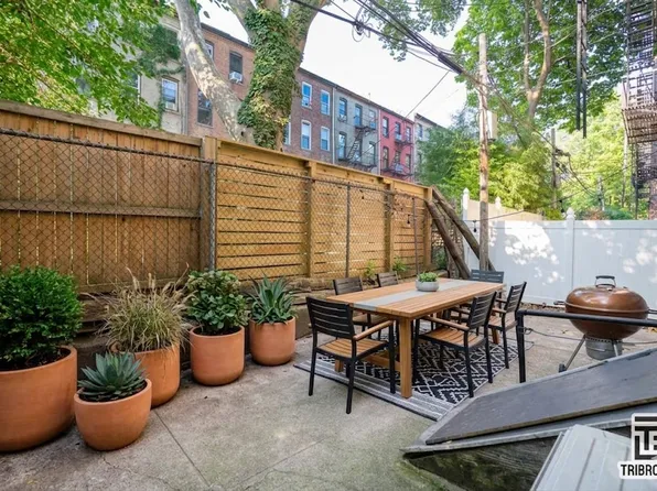 455 Jefferson Avenue image 1 of 11