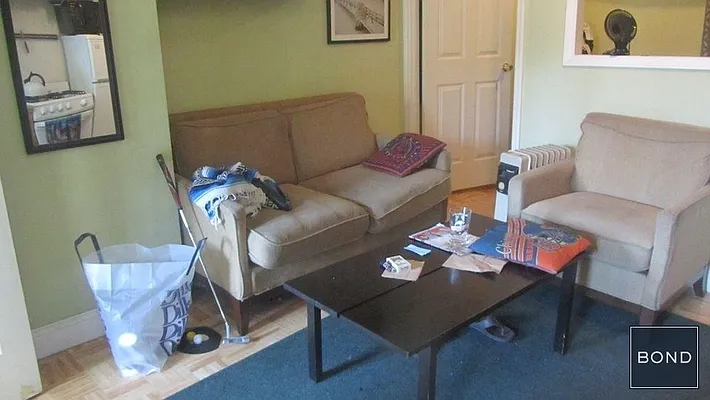 Rented by Bond New York | media 29