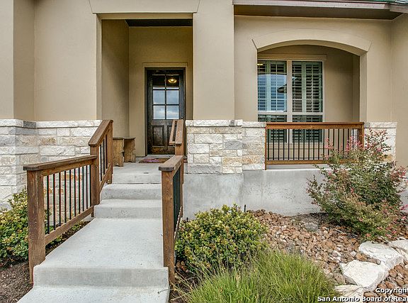 3rd image of 10411 Valle Alto