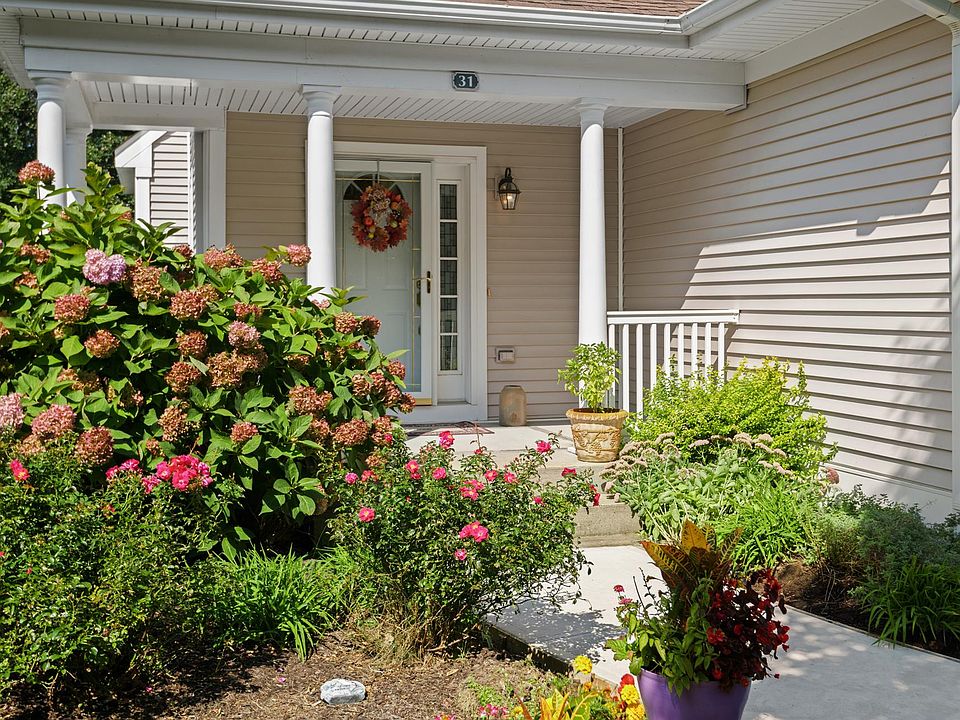 1st image of 31 Big Pond Ln #31