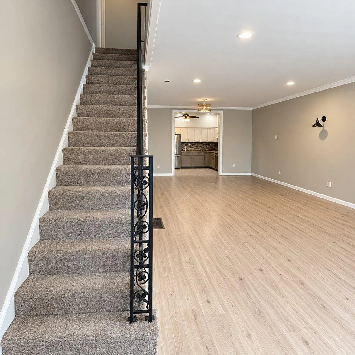 4 bed, 3.0 bath, 2340 sqft, $3,400 — Photo 4