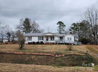 418 W Church St, Jefferson, SC 29718