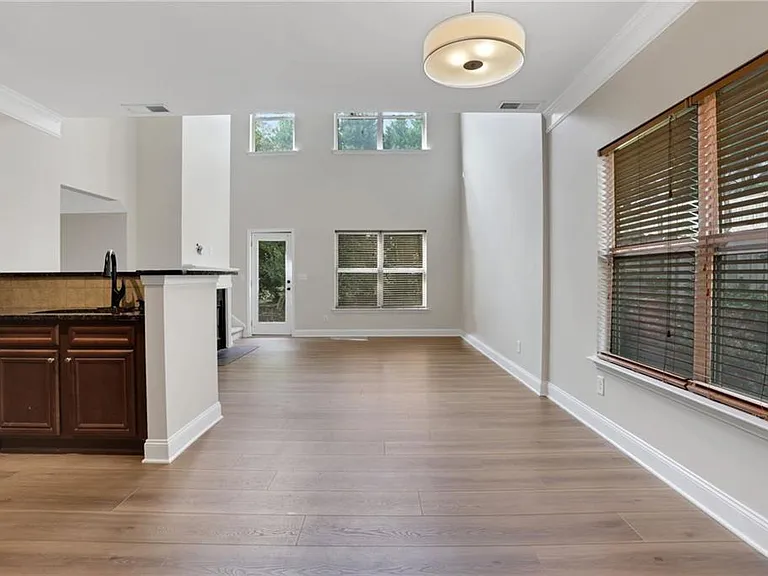1440 Buckskin Trl — Photo 4
