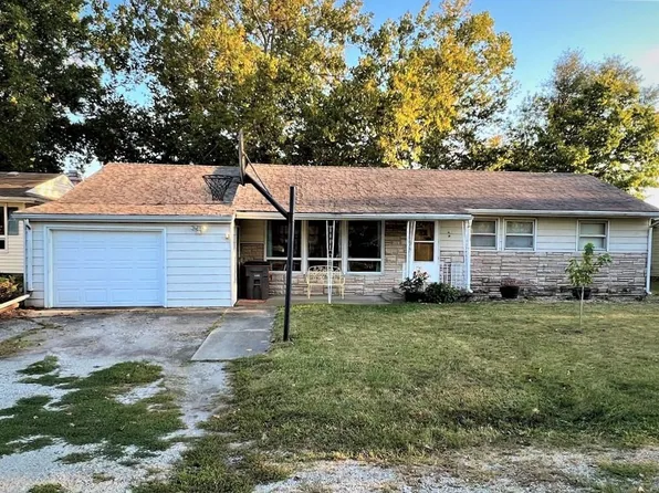 1506 W North 1st St, Shelbyville, IL 62565